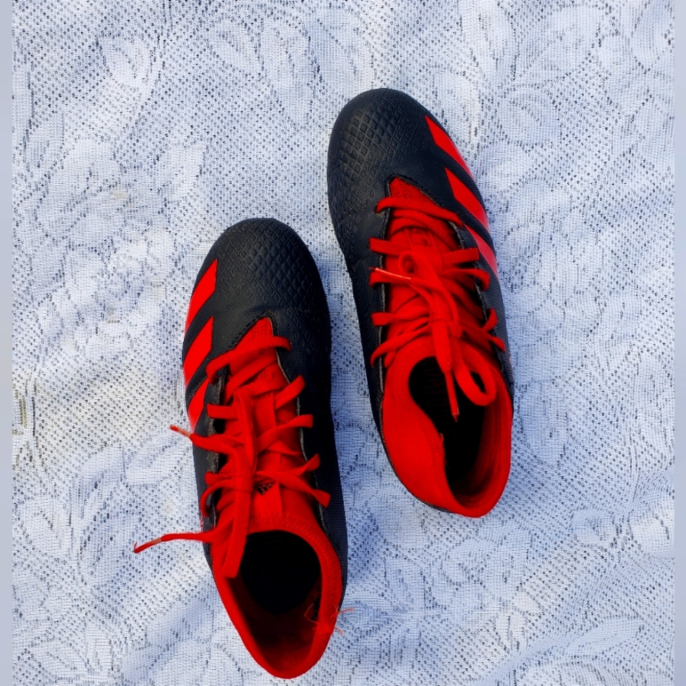 💥Adidas predator soccer cleats